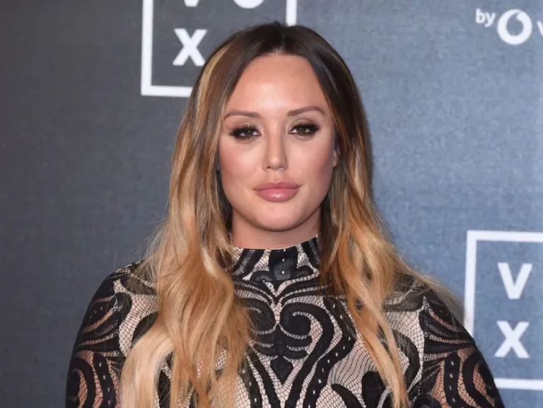 Charlotte Crosby Net Worth, Age, Height, Weight, Career, And More