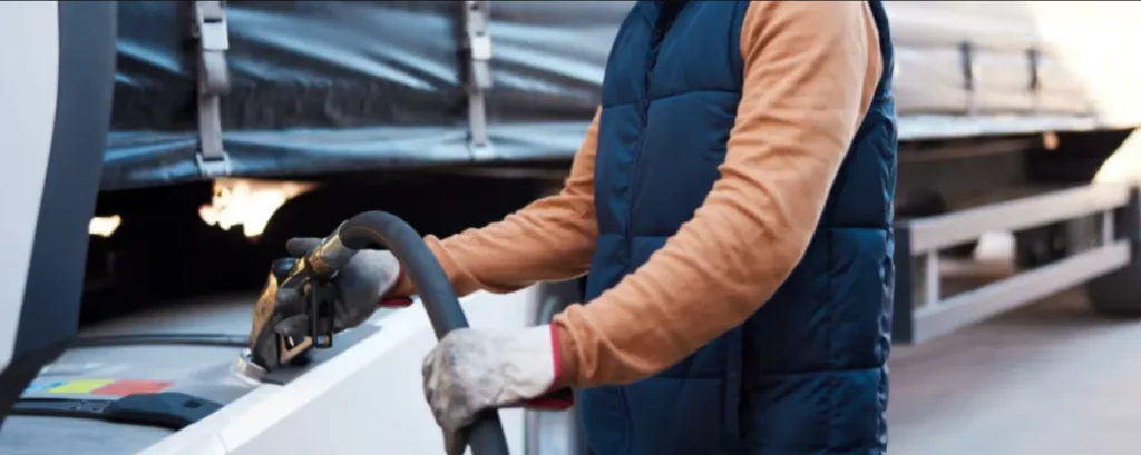 Reduce fleet fuel expenses with better driver controls, fuel tracking, and smarter purchasing Reduce fleet fuel expenses with better driver controls, fuel tracking, and smarter purchasing